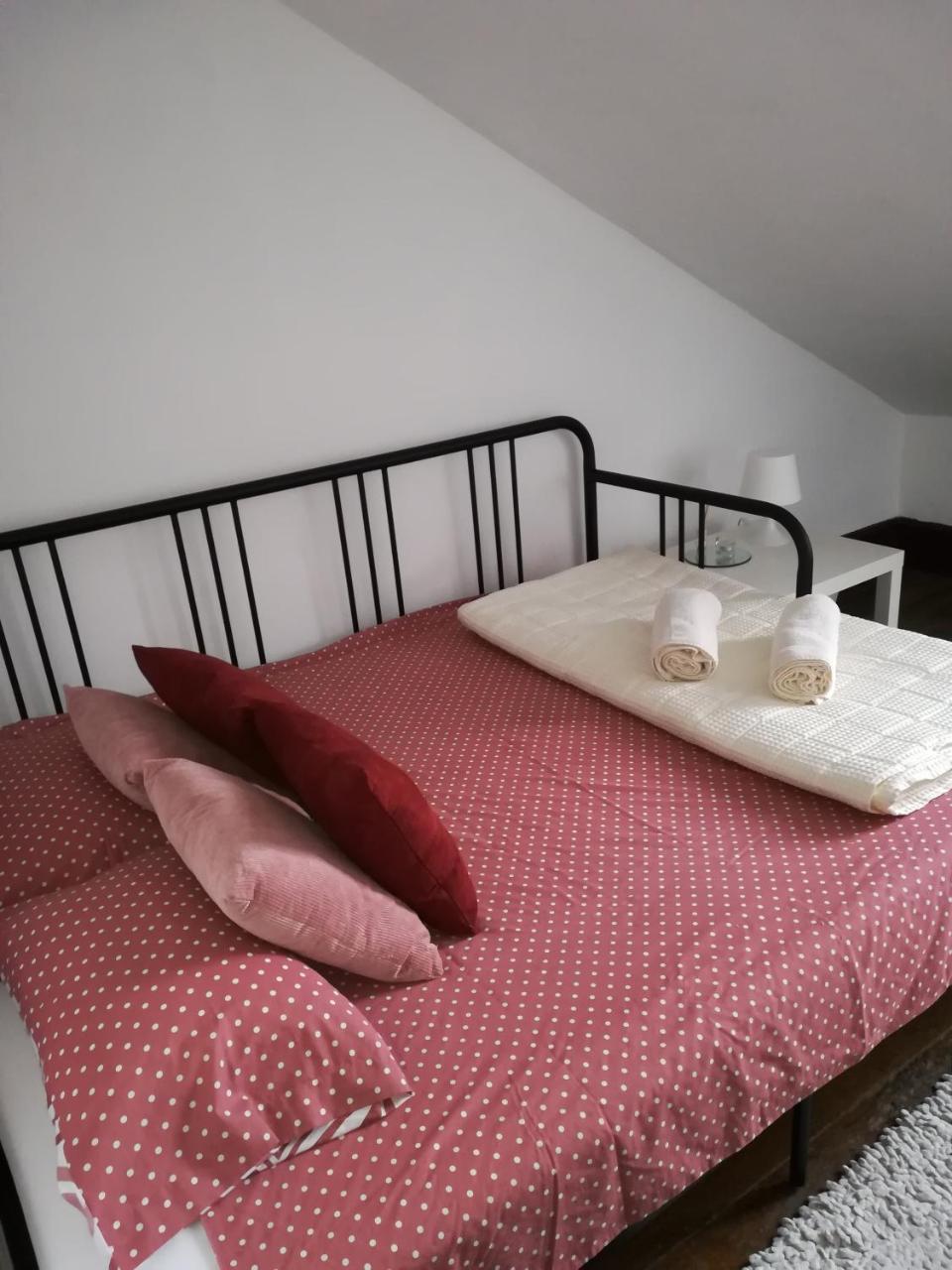 Pb4 House Hostel Braga Luaran gambar