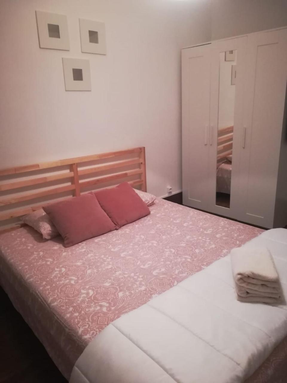 Pb4 House Hostel Braga Luaran gambar